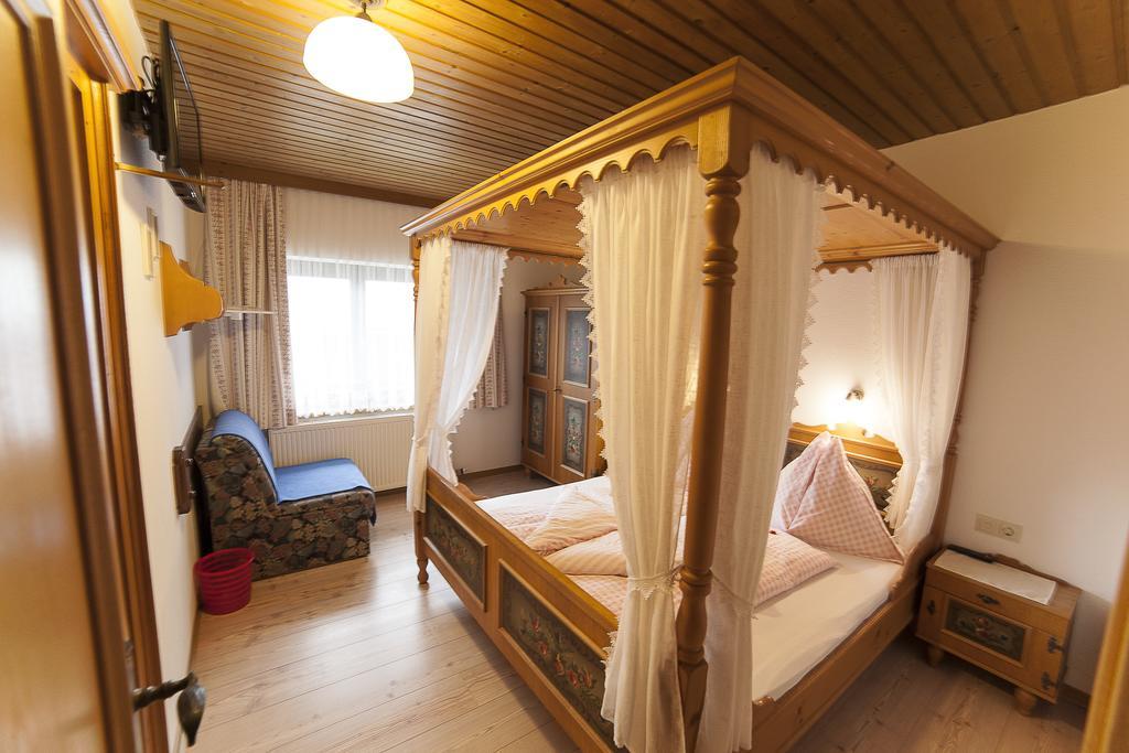 Bauernhofurlaub Sinnhubgut อัลเทนมาร์คท์ อิม พองเงา ห้อง รูปภาพ