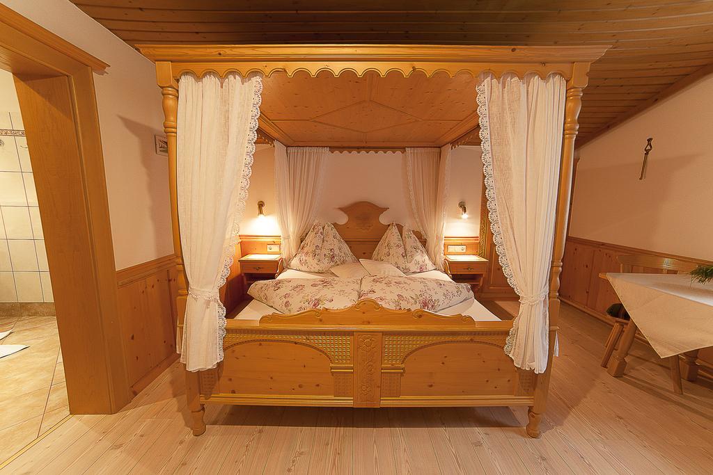 Bauernhofurlaub Sinnhubgut อัลเทนมาร์คท์ อิม พองเงา ห้อง รูปภาพ